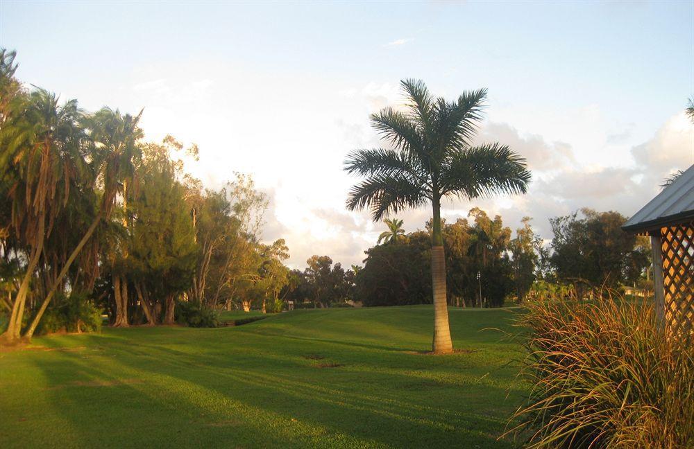Hollywood Beach Golf Resort Bagian luar foto