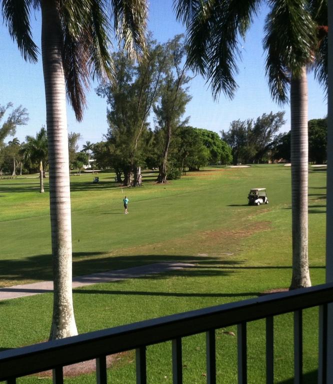 Hollywood Beach Golf Resort Bagian luar foto
