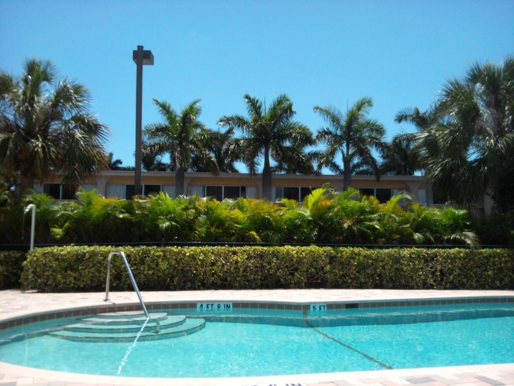 Hollywood Beach Golf Resort Bagian luar foto