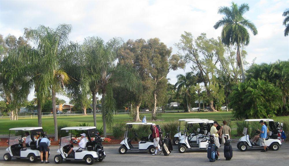 Hollywood Beach Golf Resort Bagian luar foto