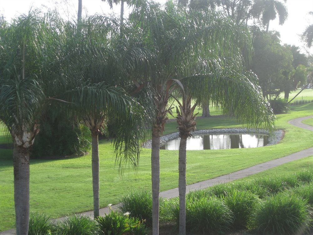 Hollywood Beach Golf Resort Bagian luar foto